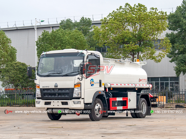 Howo 4X2 Fuel Dispensing Truck- Front Left Side